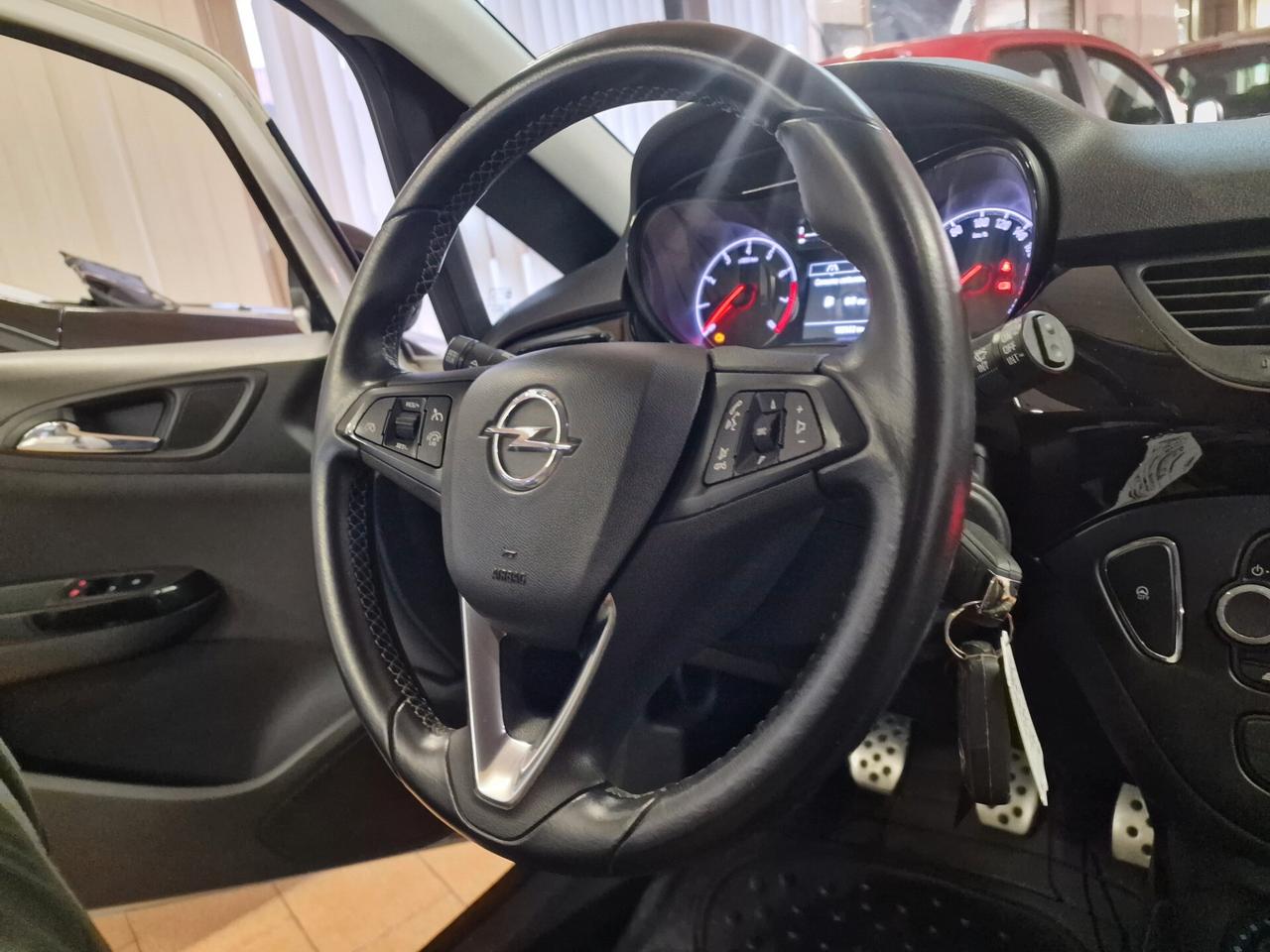 Opel Corsa 1.4 90CV GPL Tech 5 porte b-Color, 102 mila chilometri