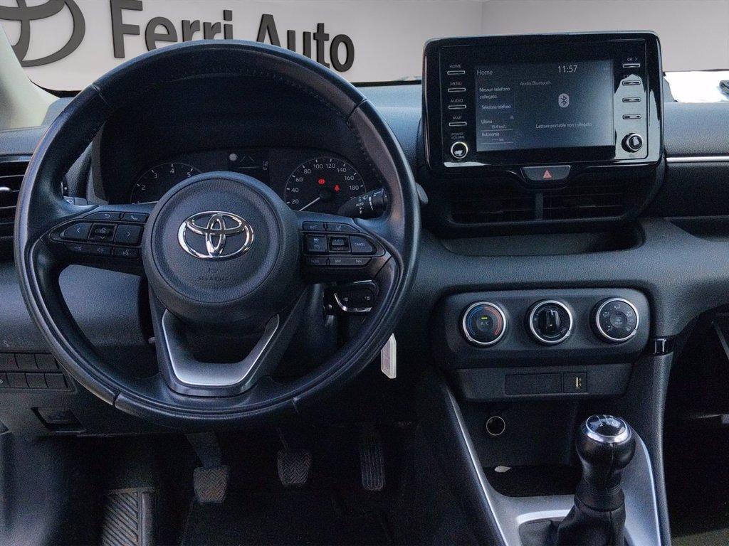 TOYOTA Yaris 1.0 business del 2023