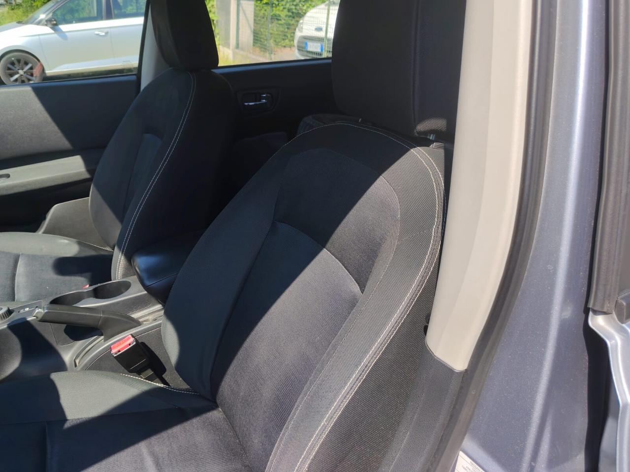 Nissan Qashqai 2.0 dCi DPF Tekna