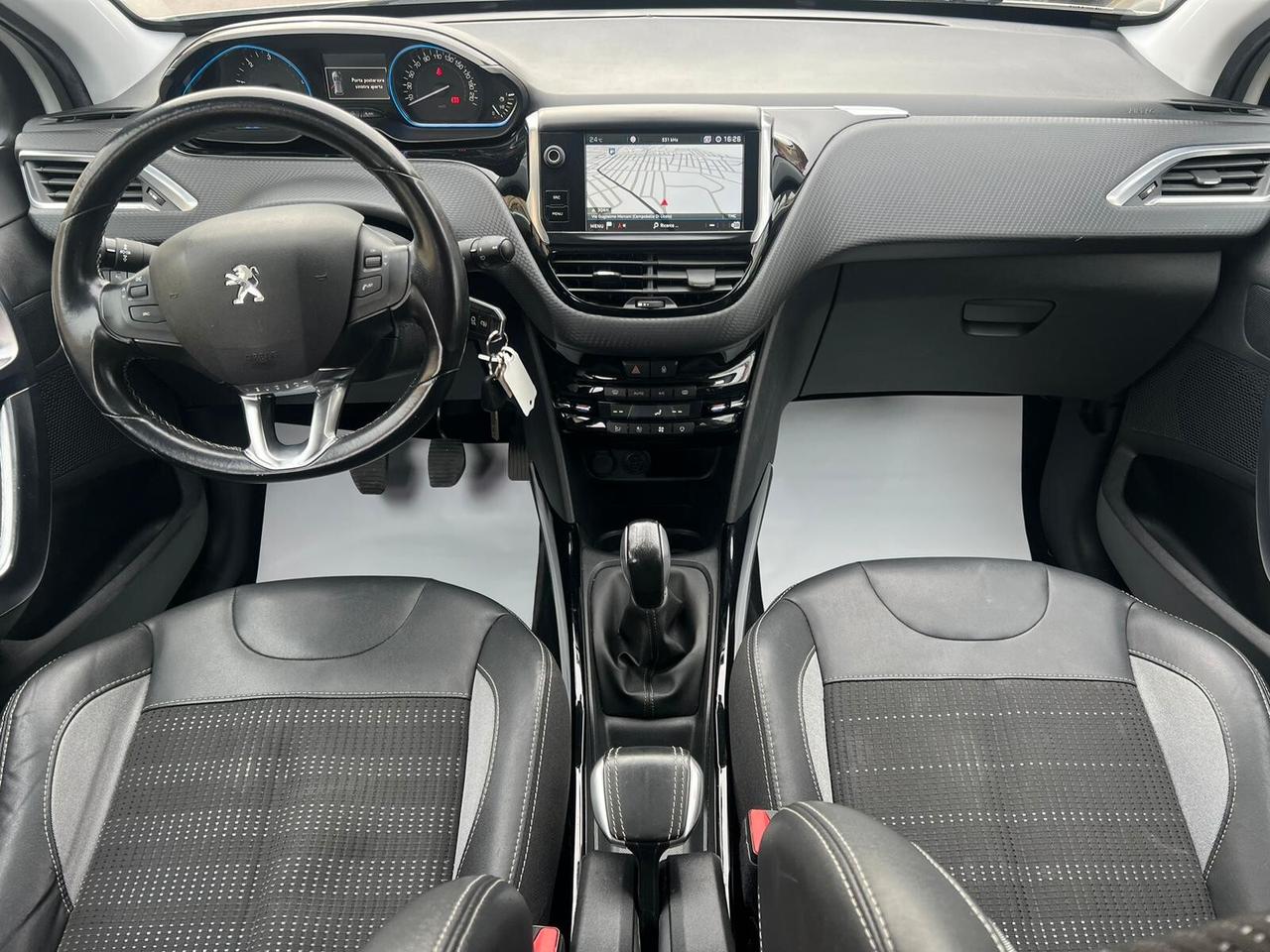 Peugeot 2008 BlueHDi 100 Allure