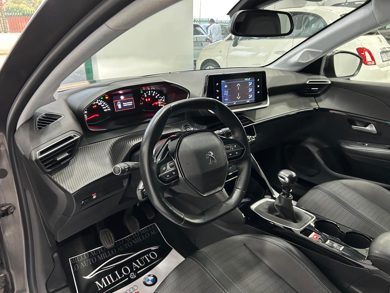 Peugeot 208 BlueHDi 100 Allure Navi Pack