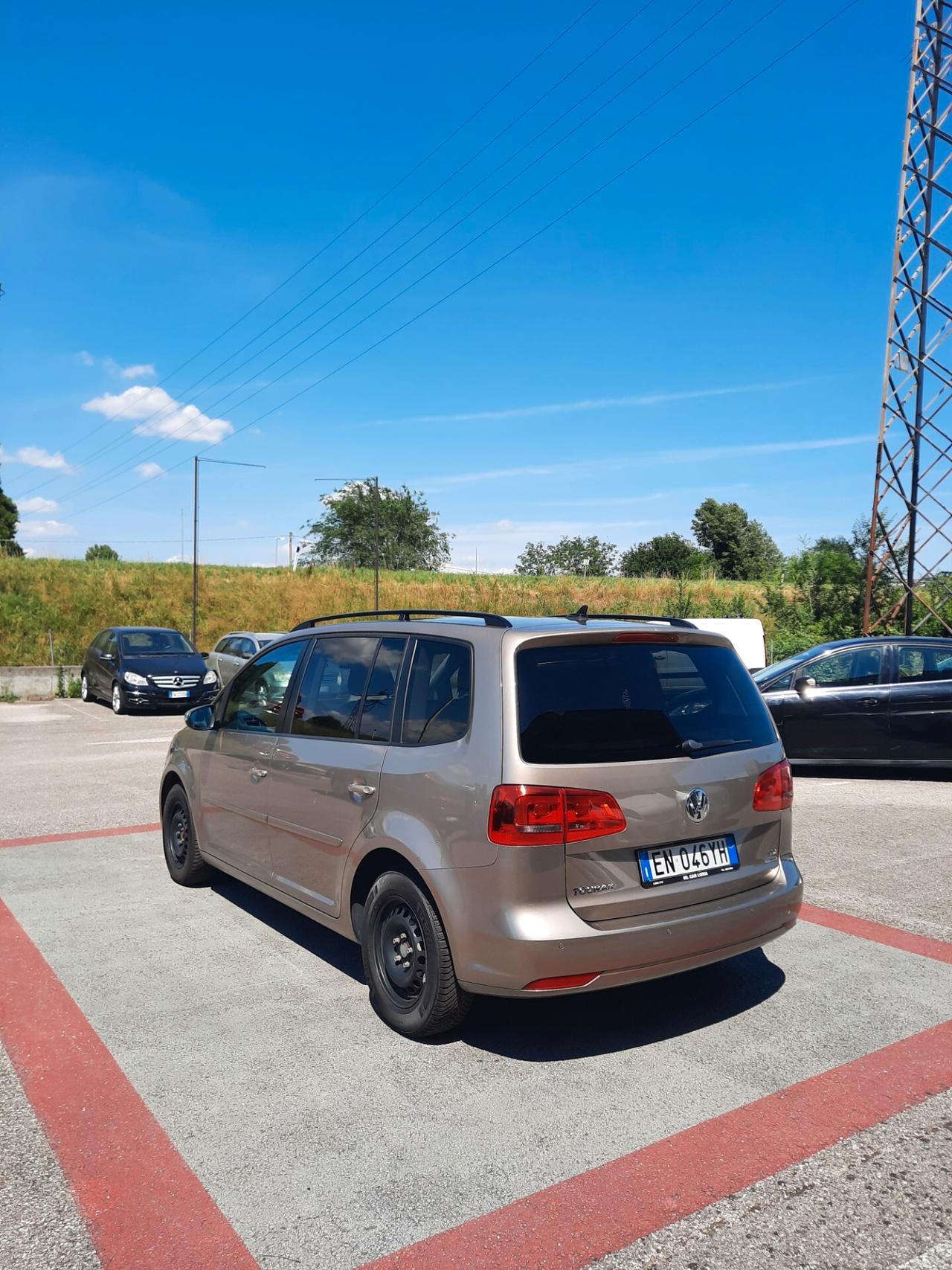 Volkswagen Touran Business 1.6 TDI Comfortline