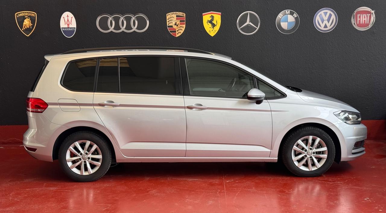 Volkswagen Touran 7 POSTI Diesel anno 2017