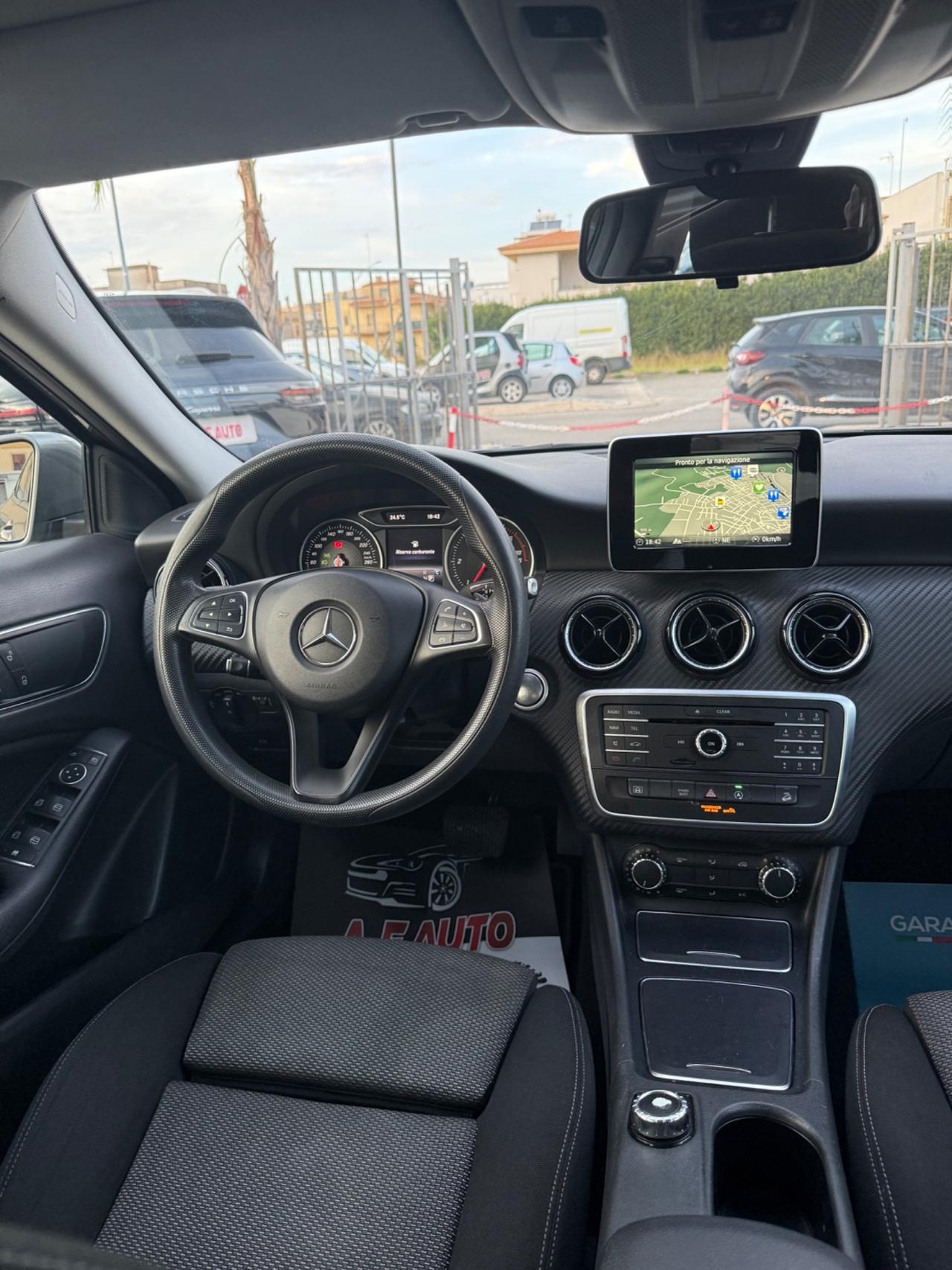 Mercedes-benz GLA 200 d Automatic 4Matic Premium