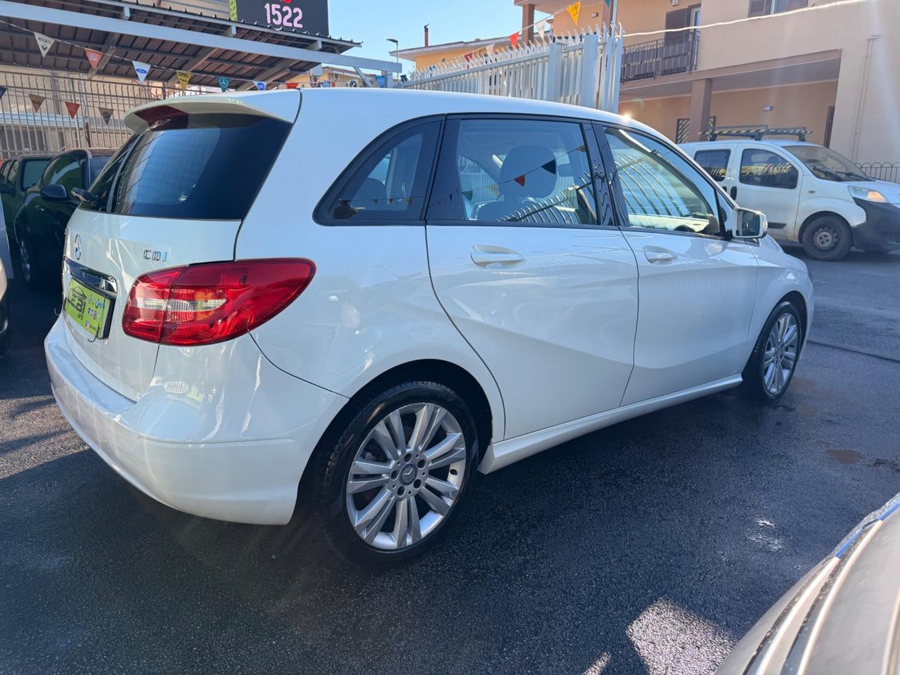 Mercedes-benz B 180 CDI Premium 2013 170.000 km