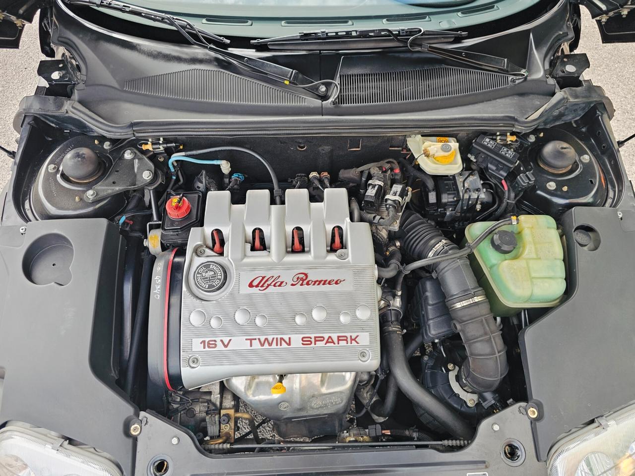Alfa Romeo GTV Spider 2.0i limit edition Unipro 50.000 km