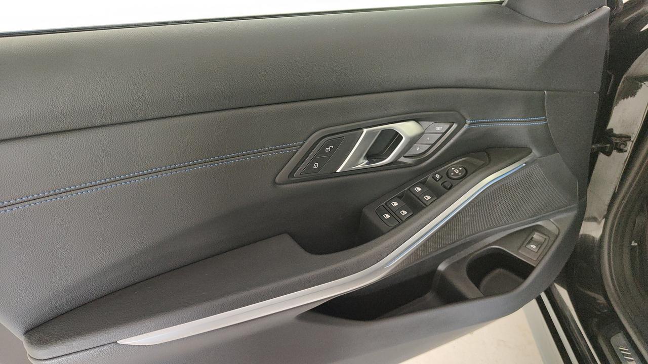 BMW Serie 3 G20 2022 Berlina - 320d mhev 48V xdrive MSport Pro auto