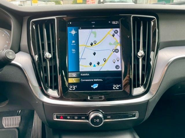 Volvo V60 B4 (d) Geartronic Momentum Business Perfetta Tagliandata