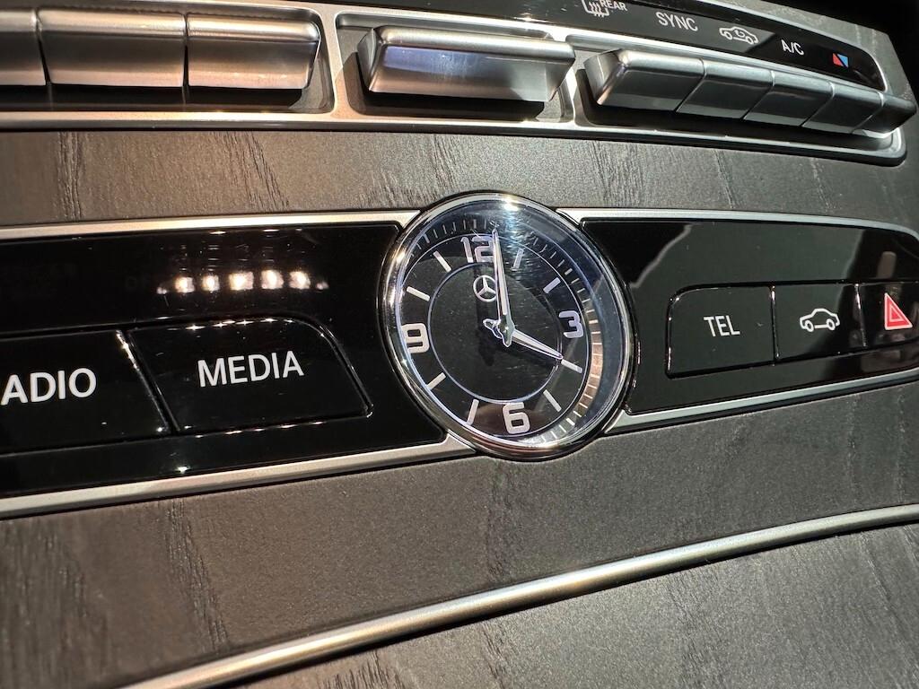 Mercedes-benz E 220 E 220 d 4Matic Premium