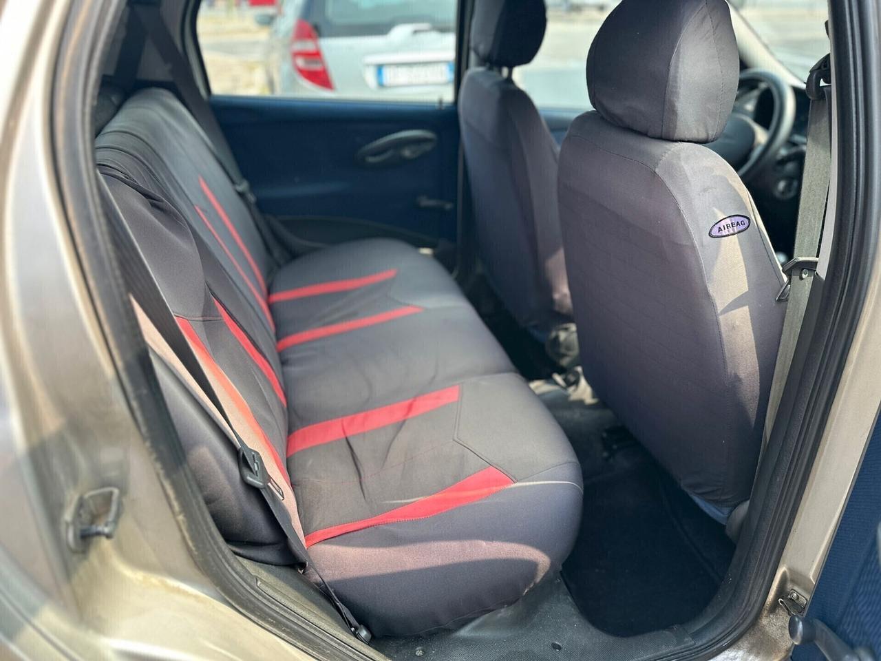 Fiat Punto 1.2i 16V cat 5 porte ELX