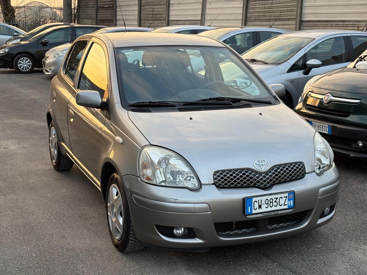 Toyota Yaris 1.0i 16V cat 5 porte Sol UNICO PROPRIETARIO