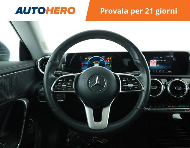 MERCEDES-BENZ CLA 180 Automatic Shooting Brake Sport