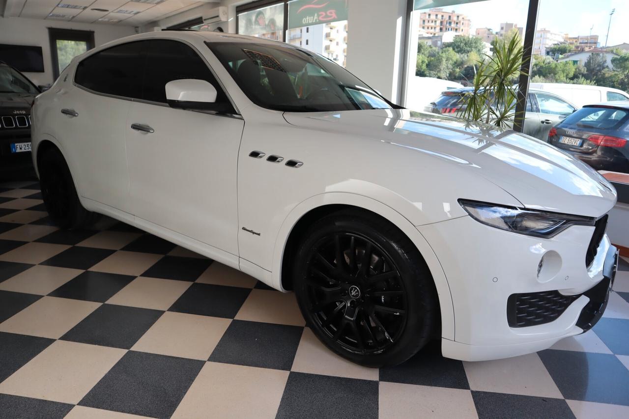Maserati Levante V6 430 CV S AWD Gransport