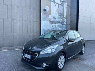 Peugeot 208 PureTech 82 5 porte Allure