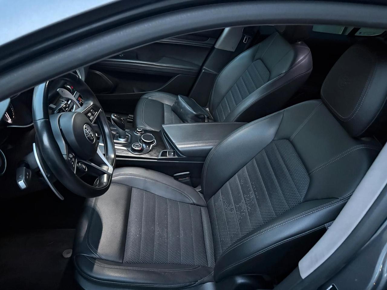 Alfa Romeo Stelvio 2.2 Turbodiesel 180 CV AT8 RWD Executive