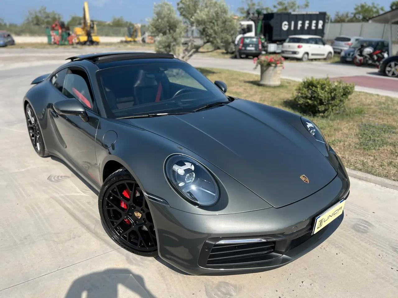 Porsche 911 Carrera 4S
