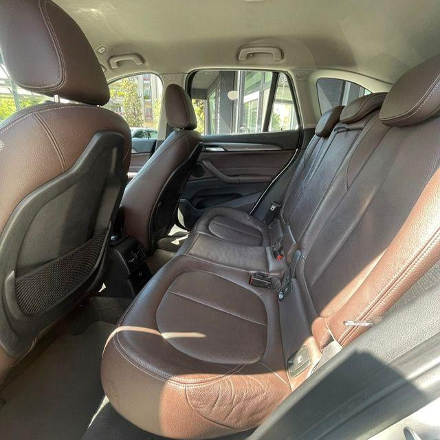 BMW - X1 - sDrive18d xLine