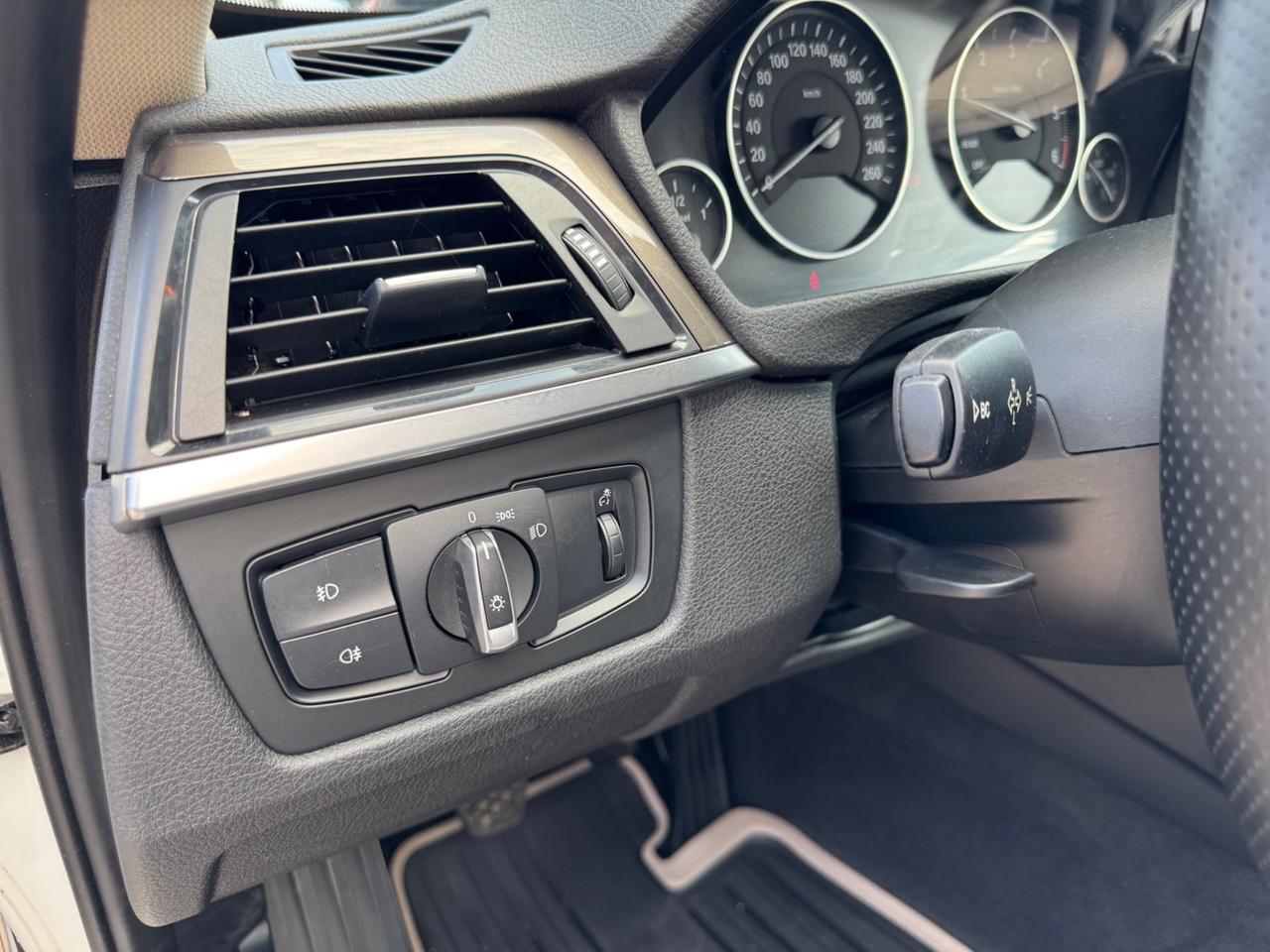 Bmw 320d 116cv Touring Modern NEOPATENTATI