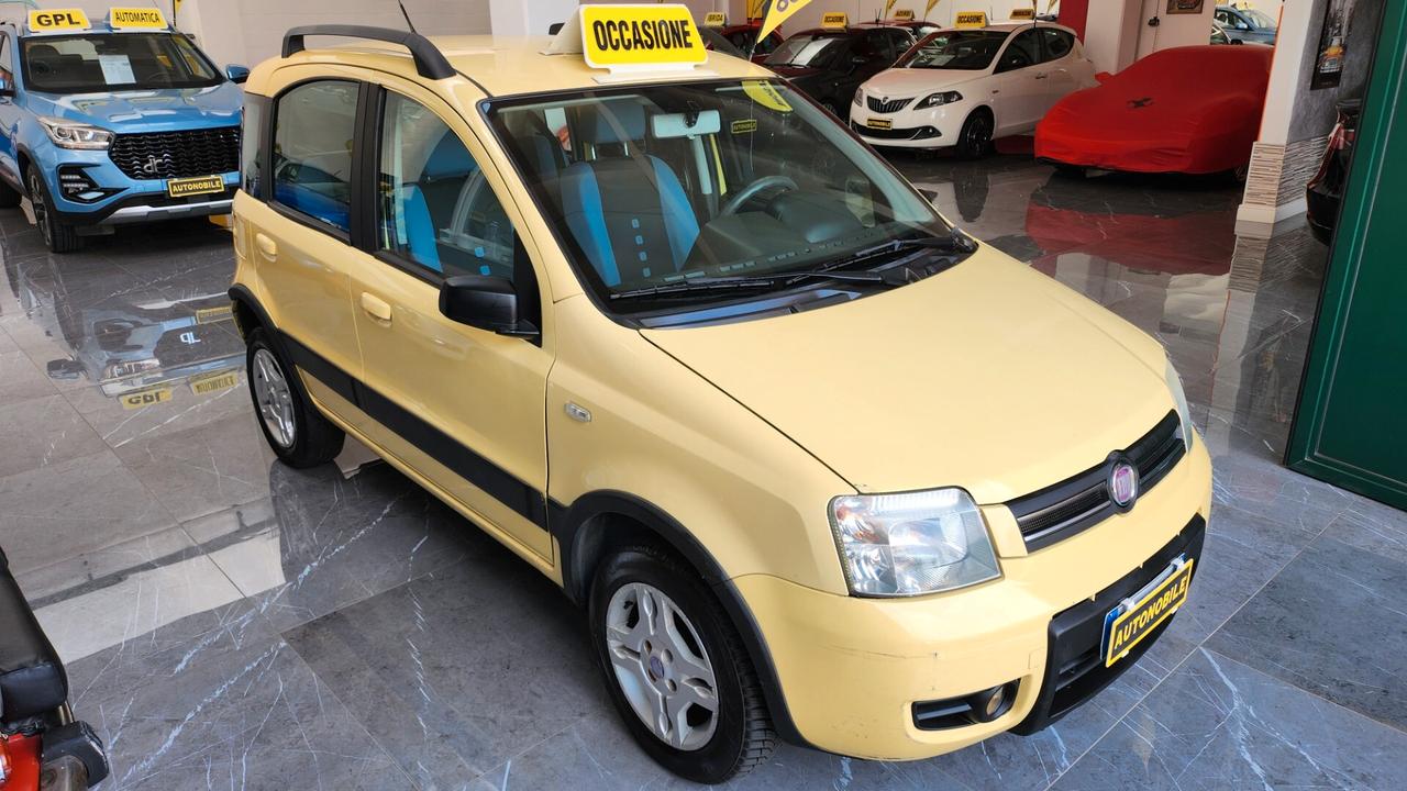 Fiat Panda 1.2 Climbing Natural Power