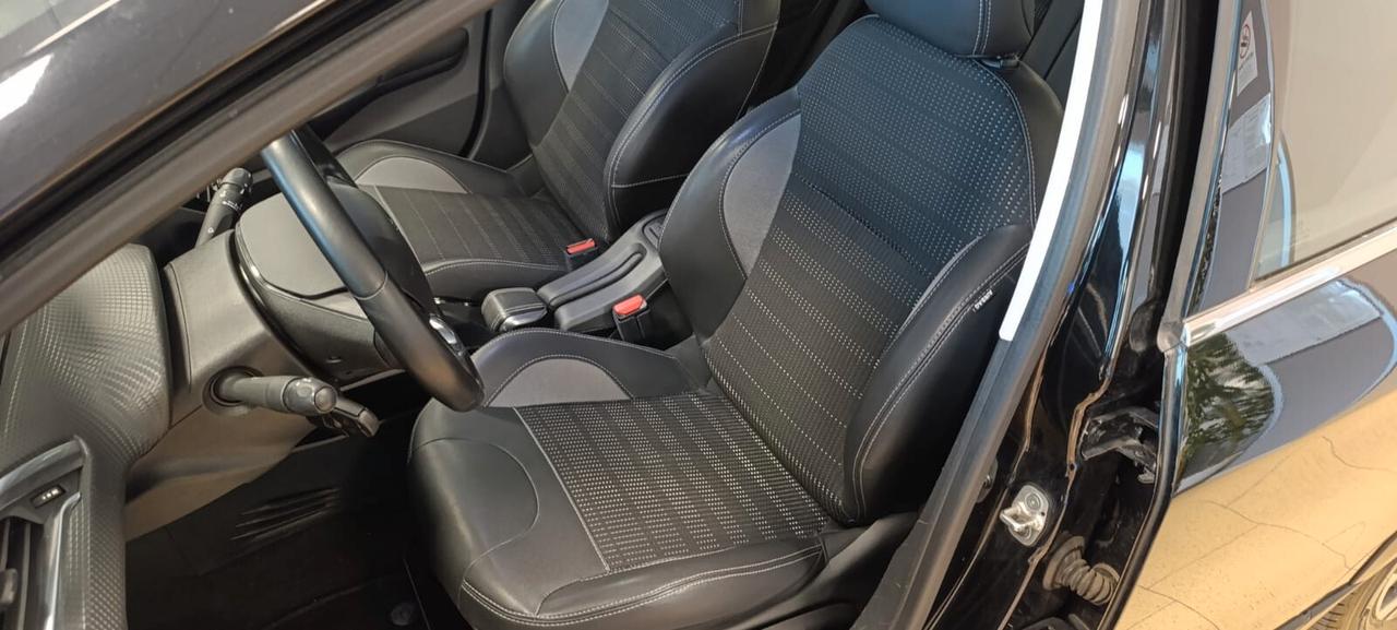 Peugeot 2008 BlueHDi 100 S&S Allure