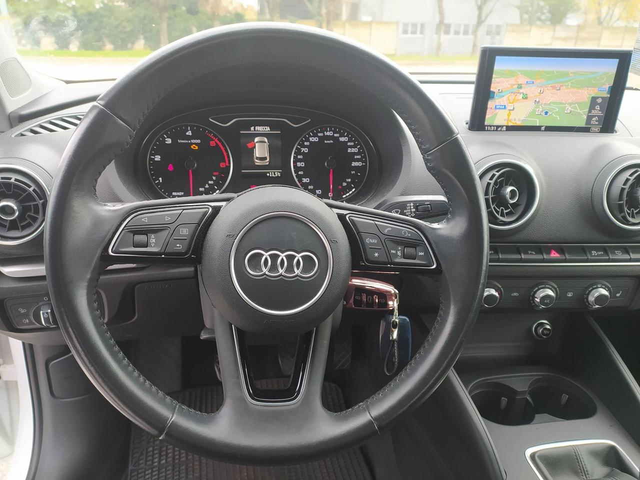 Audi A3 Business Line 2.0 35 TDI #7770