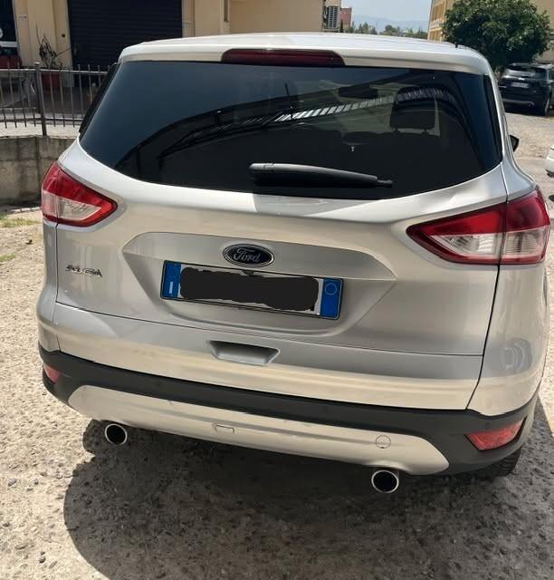 Ford Kuga 2.0 TDCI 140 CV 4WD Powershift