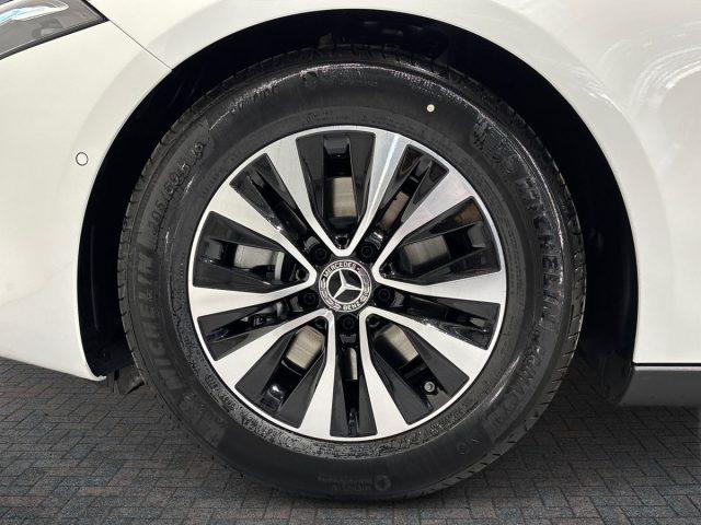 MERCEDES-BENZ A 180 d Automatic Advanced