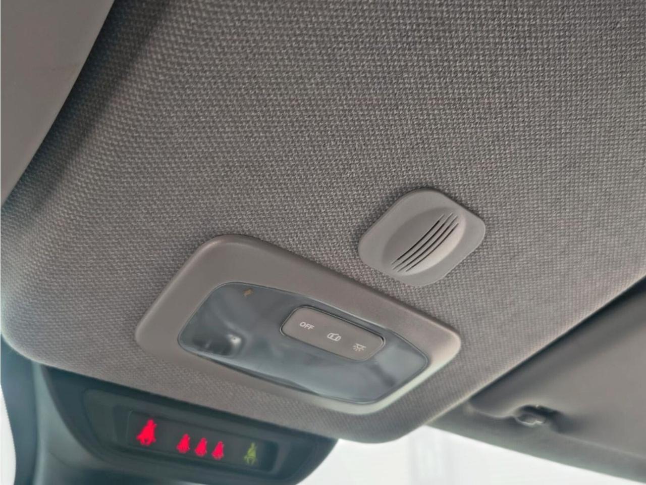 Lancia Ypsilon 1.0 FireFly 5 porte S&S Hybrid Silver
