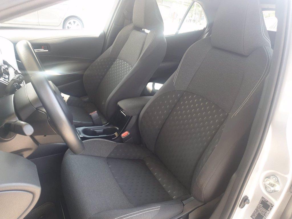 TOYOTA Corolla 1.8h active auto del 2023
