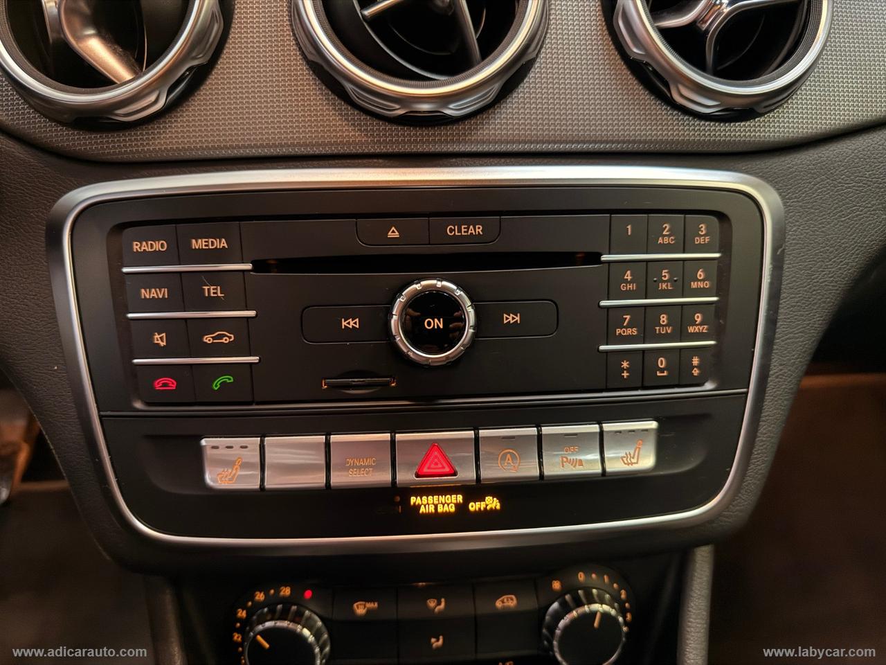 MERCEDES-BENZ GLA 180