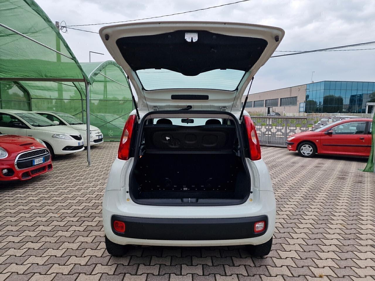Fiat Panda 1.2 Easy 69 Cv ok Neopatentati