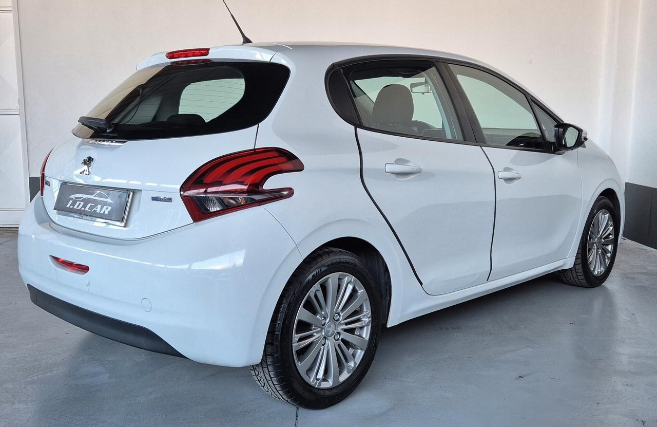 Peugeot 208 PureTech 82 5 porte Allure (NEOPATENTATI)