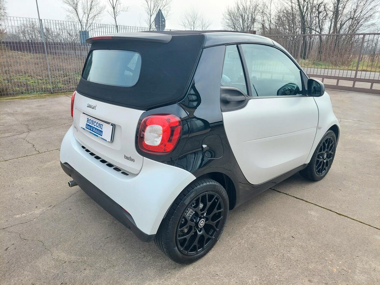 SMART ForTwo Cabrio 0.9 Turbo Twin. Passion - 2017