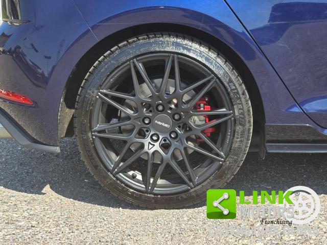 VOLKSWAGEN Golf GTI Performance 2.0 245 CV TSI DSG 5p. BMT