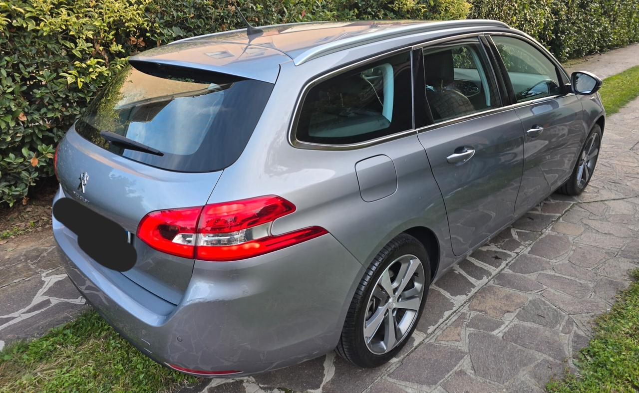Peugeot 308 BlueHDi 130 S&S EAT8 SW Allure