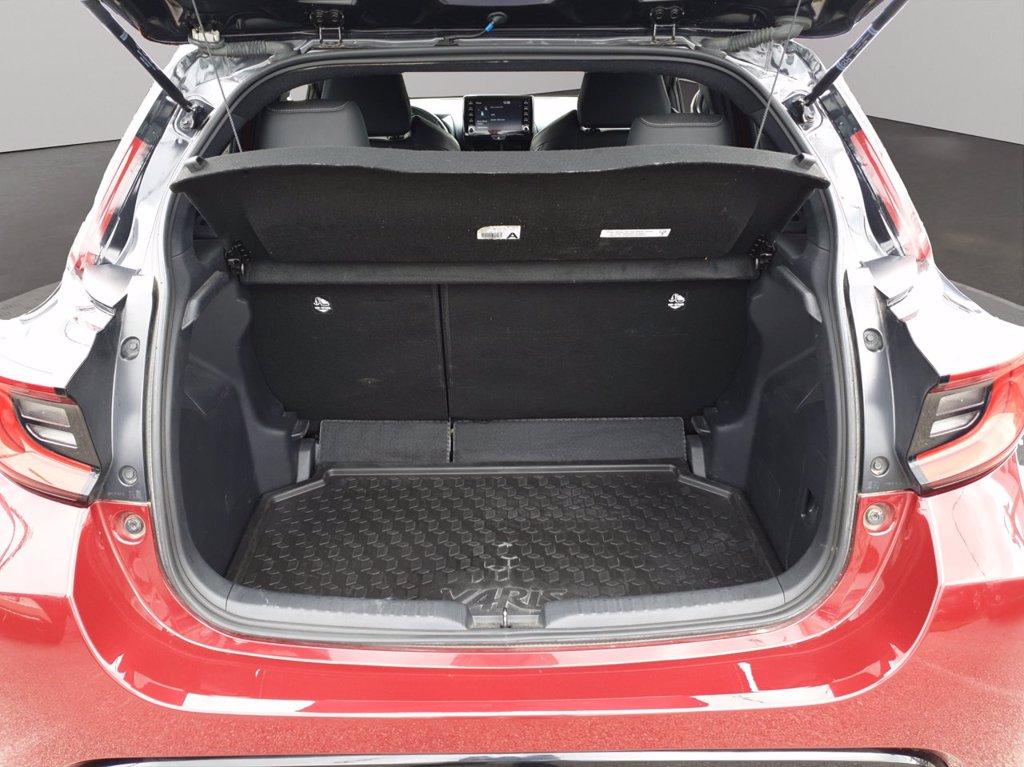 TOYOTA Yaris 1.5h style del 2021