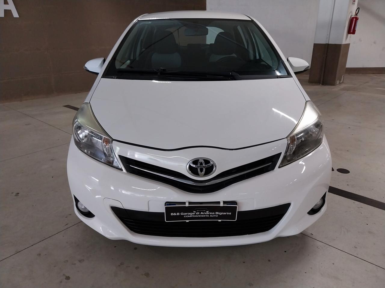 Toyota Yaris 1.4 D - 4 Lounge - ok neopatentati
