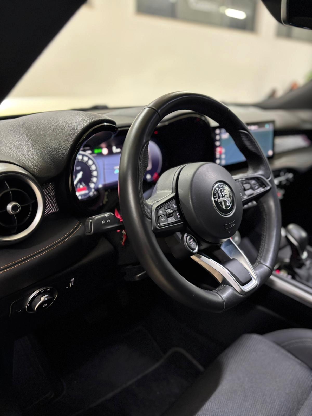 Alfa Romeo Tonale 1.6 diesel 130 CV TCT6 Veloce