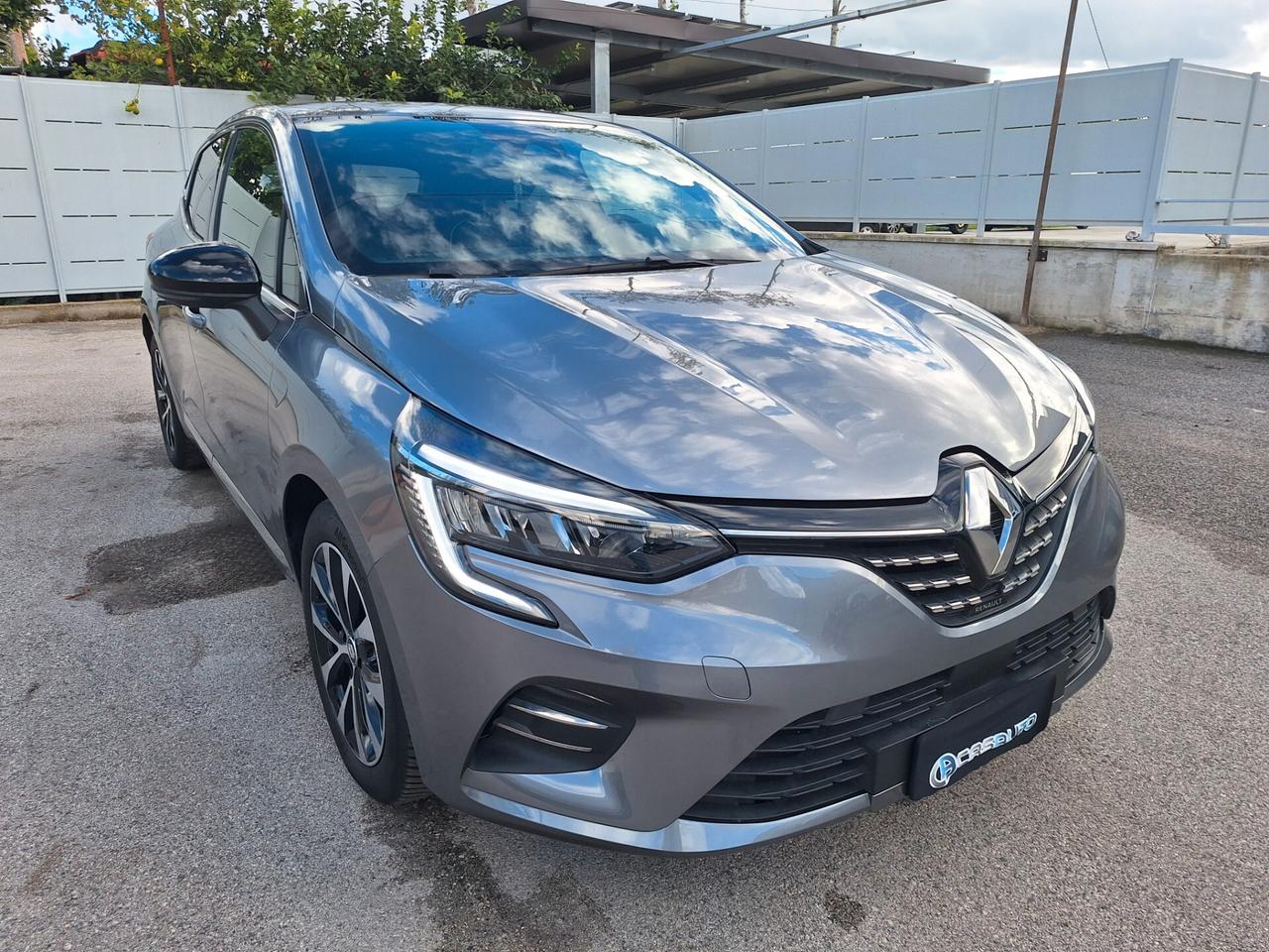 Renault Clio TECHNO 1.0 TCe 90cv Nav+Retrocam - 2023