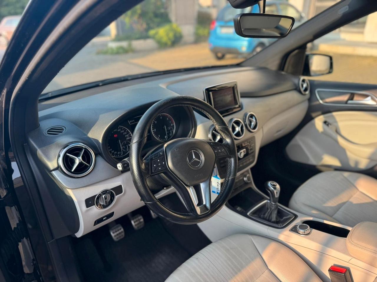 Mercedes-benz B 180 CDI EXECUTIVE