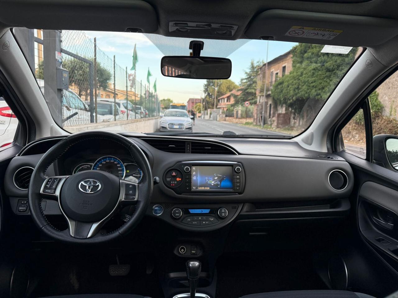 Toyota Yaris 1.5 Hybrid 5p - Batteria nuova garantita - Full opt