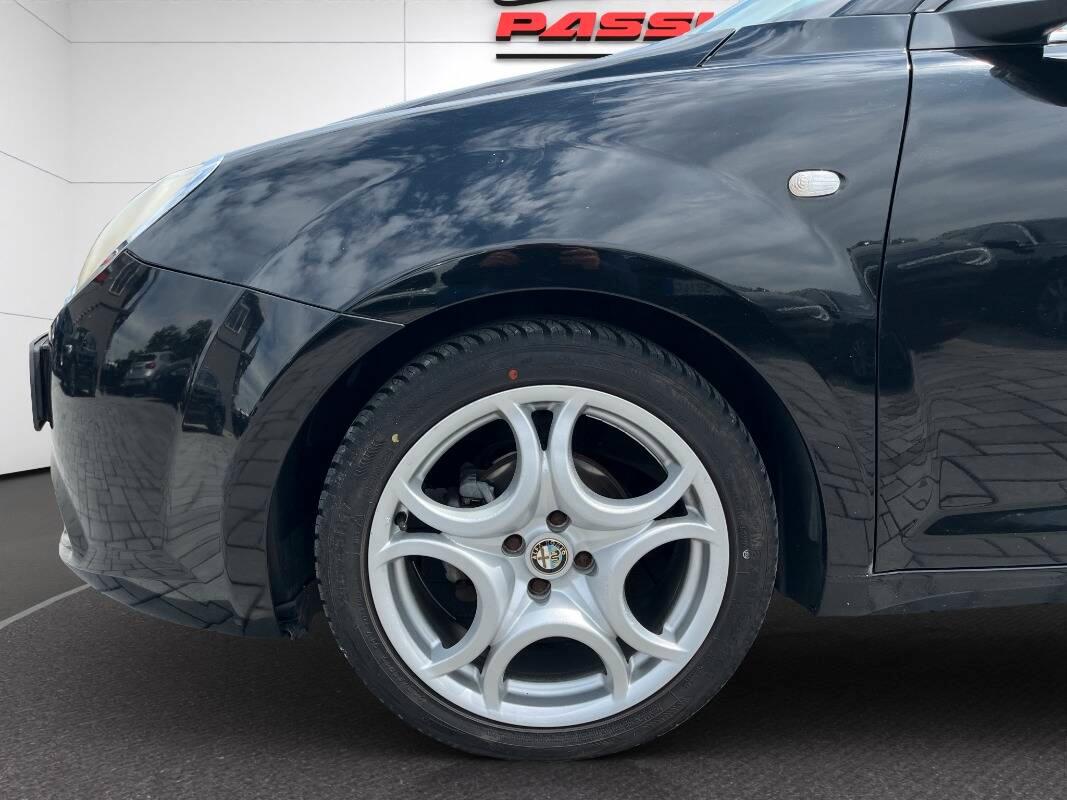 Alfa Romeo MiTo 1.4 m.air Distinctive 105cv - GPL