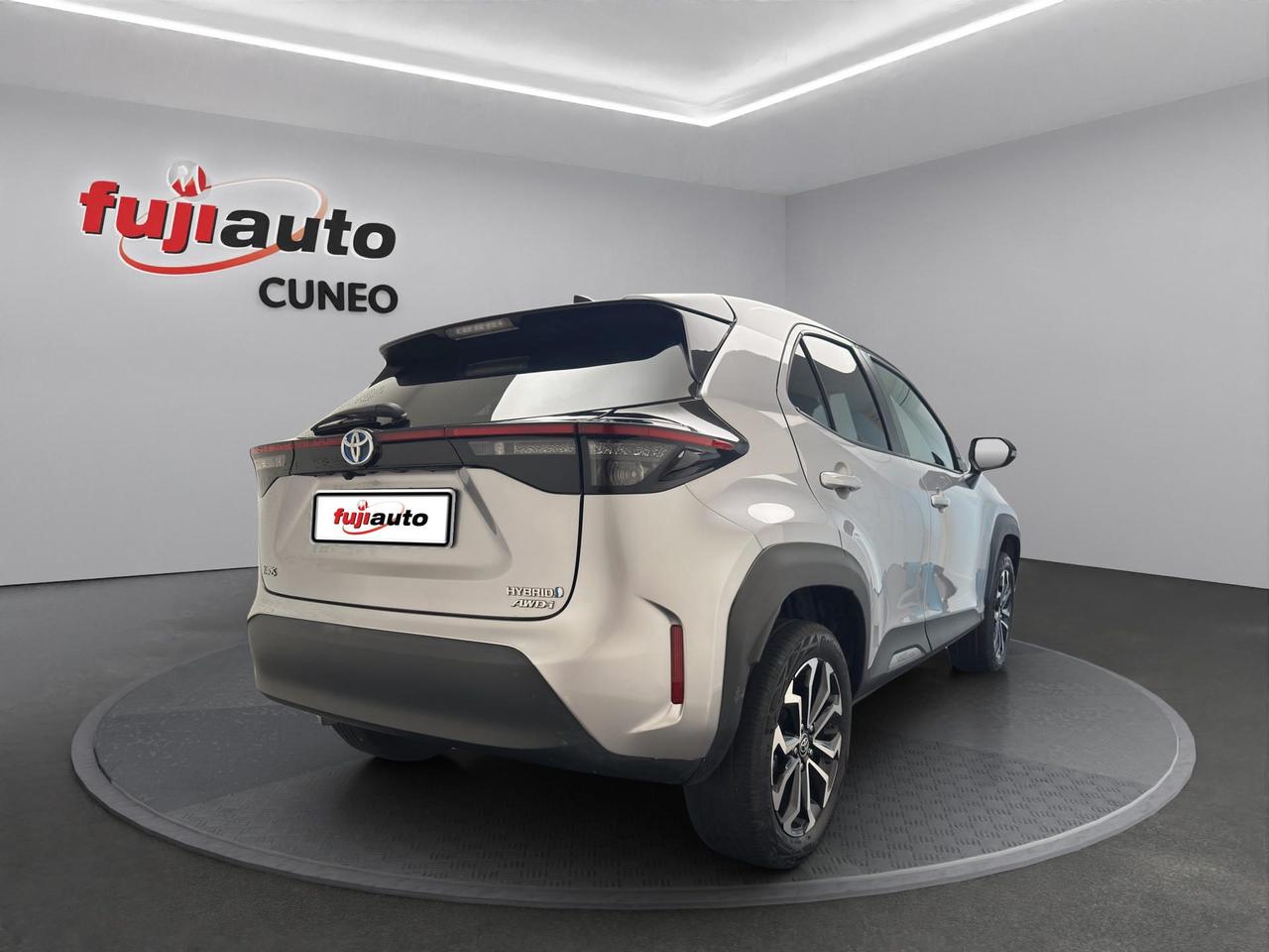 Toyota Yaris Cross 1.5h Trend awd-i 116cv e-cvt 4