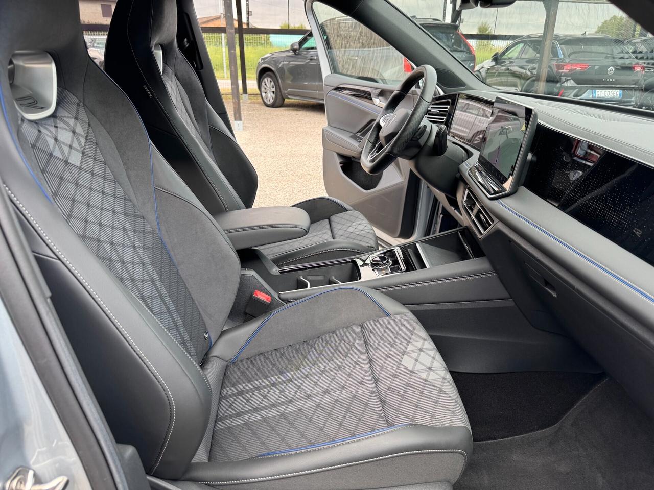 Volkswagen Tiguan 1.5 eTSI 150 CV ACT DSG R-Line FULL OPTIONAL