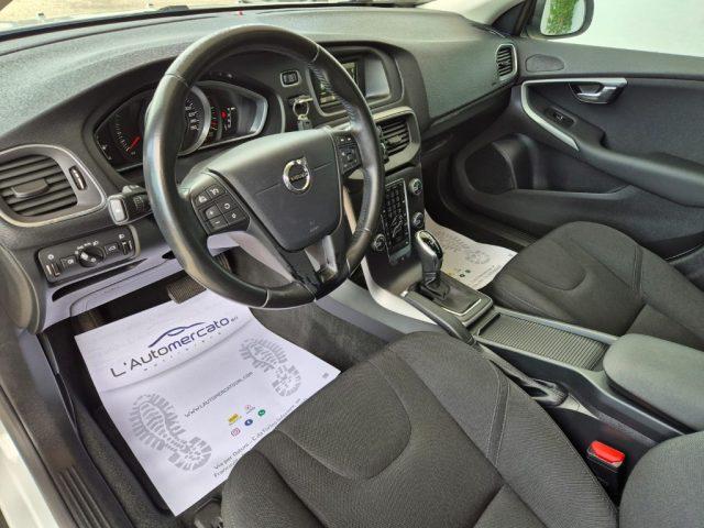 VOLVO V40 Cross Country D2 Geartronic Business Plus