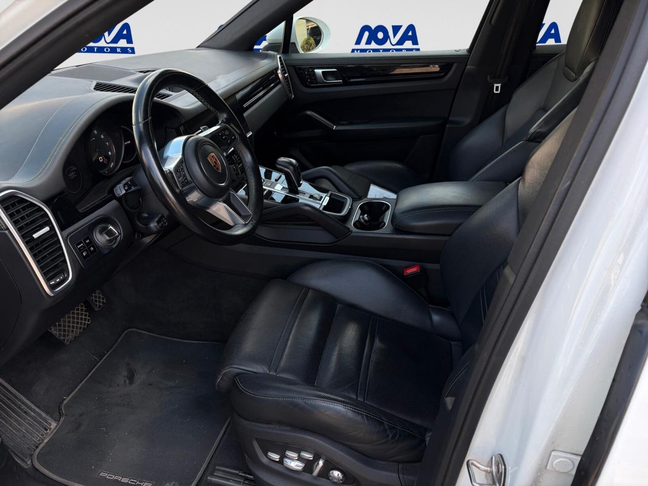 Porsche Cayenne 3.0 V6 E-Hybrid full optional