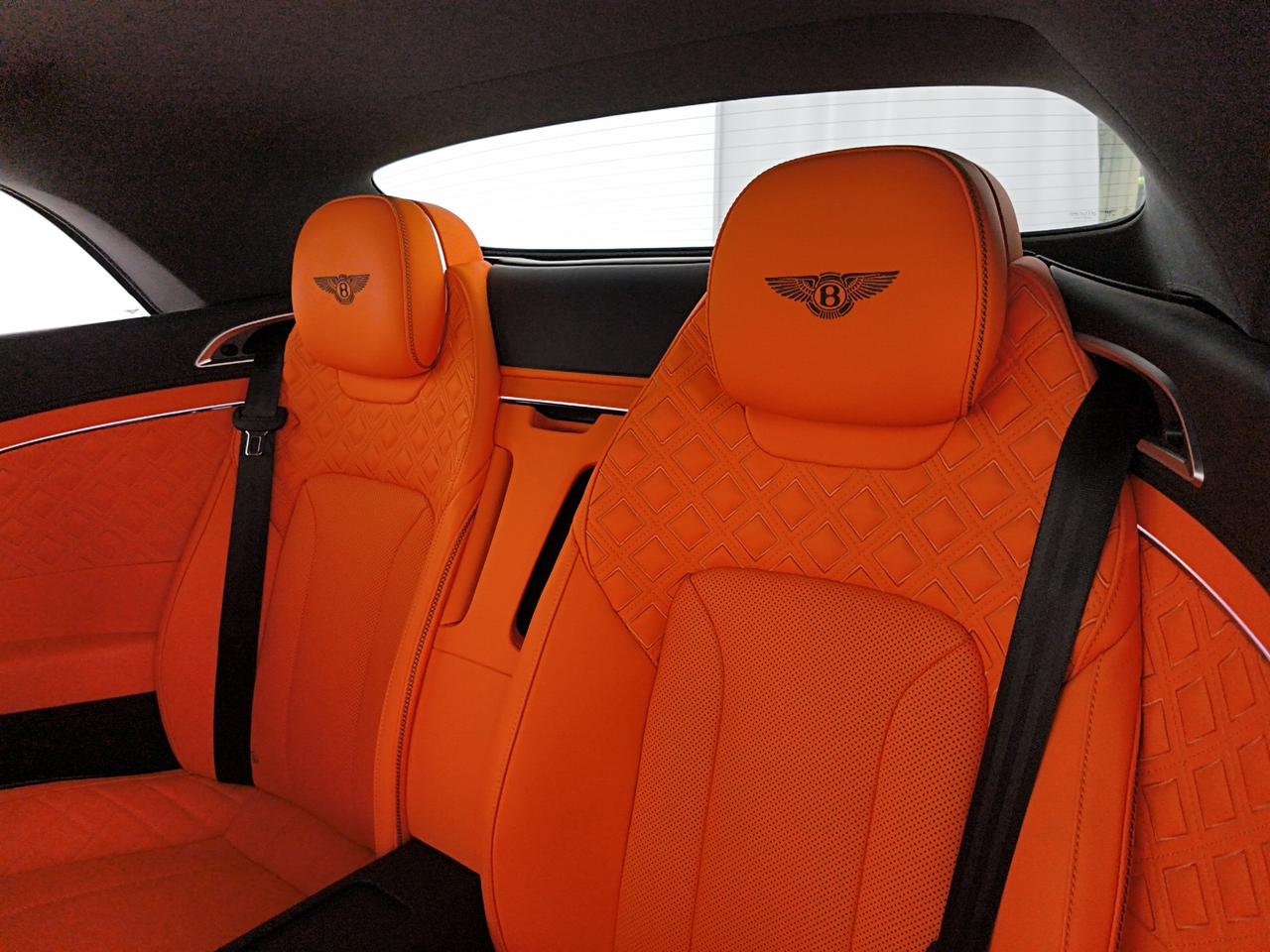 Bentley Continental GTC 550cv First Edition