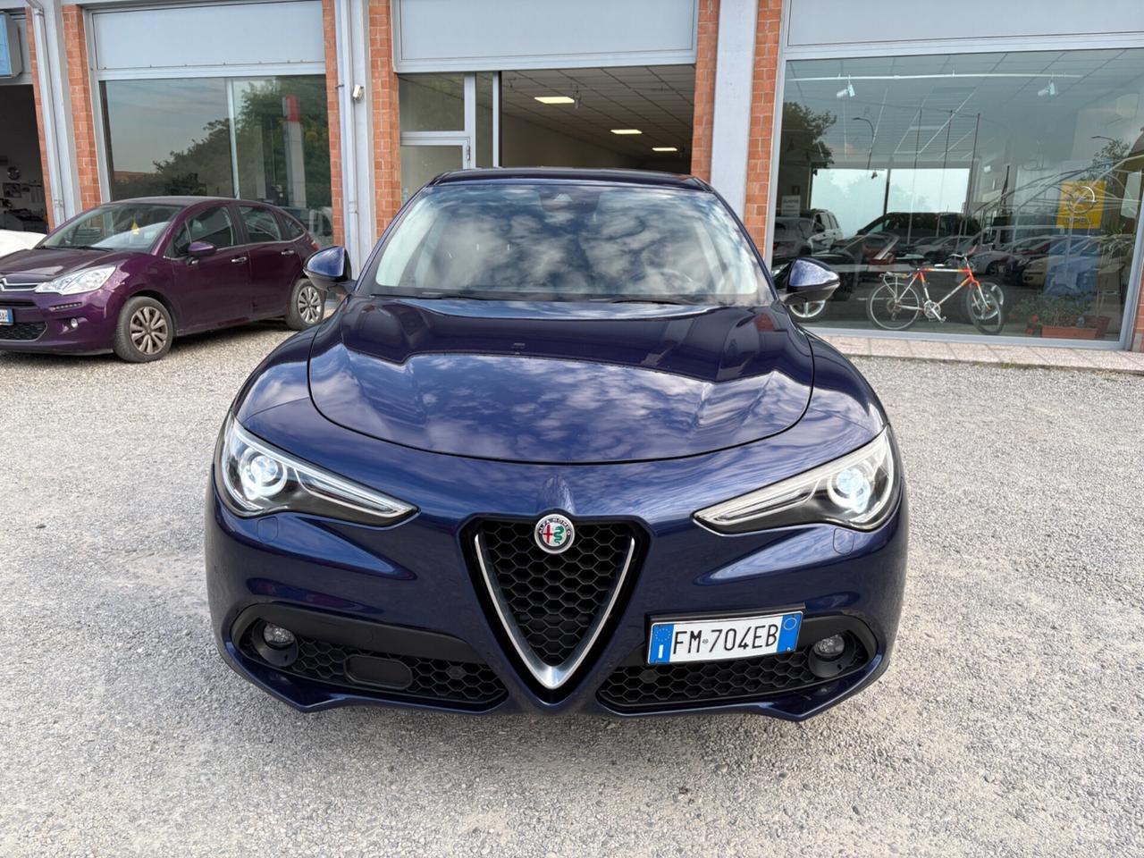 Alfa Romeo Stelvio Q4 2.2 T Diesel 210 CV -Perfetto