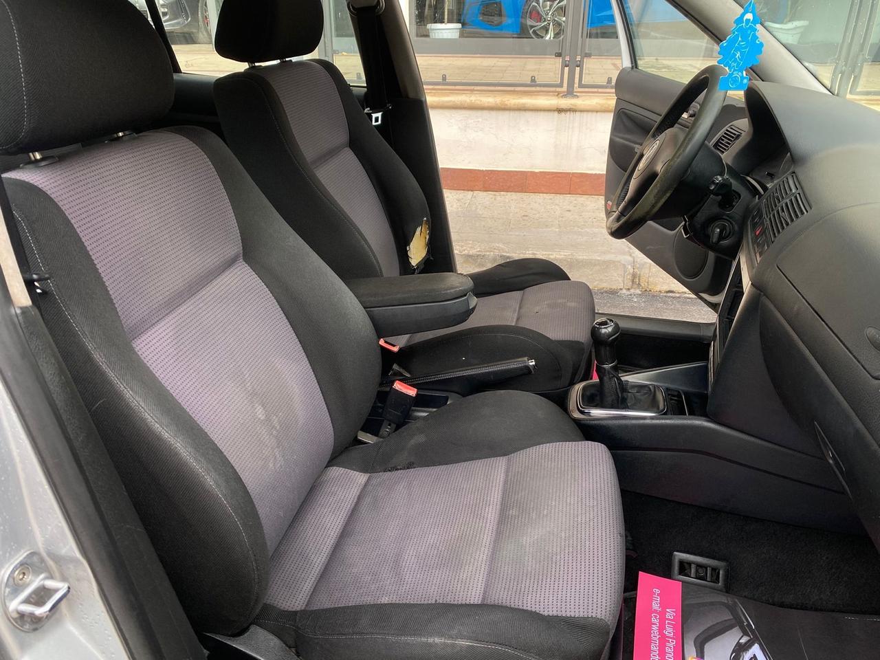 Volkswagen Golf 1.9 TDI 130CV 5p HIGHLINE 6M