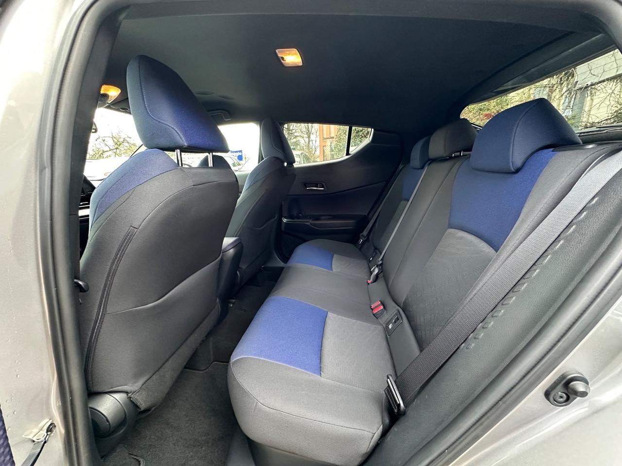 Toyota C-HR 1.8 Hybrid E-CVT Style